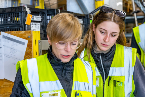 La mixité à L'Entrepôt du Bricolage